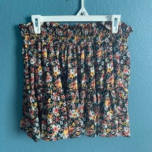 💥NWT💥 Skirt FINAL PRICE DROP⬇️